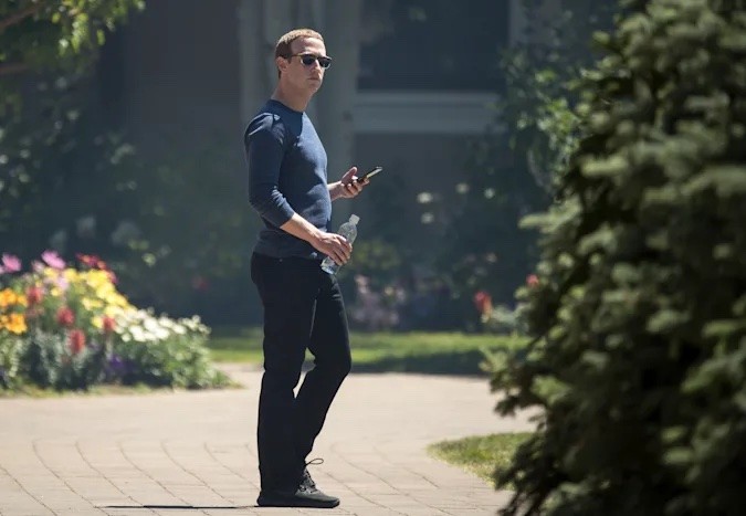 Ray-Ban Smart Glasses: Facebook's Next Product Revealed