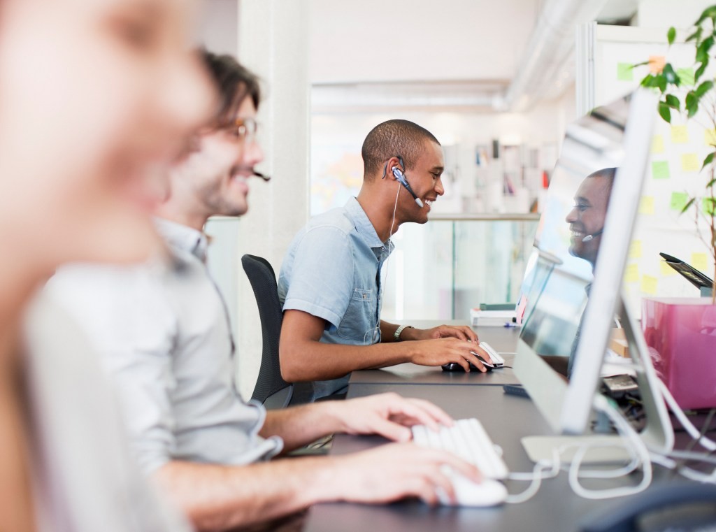 Fathom Raises $4.7M for AI Notetaker