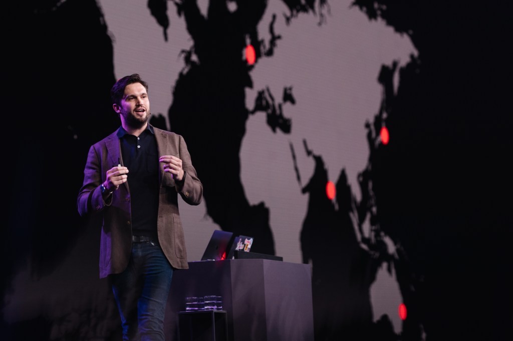Fin Names Ex-Twilio Exec Evan Cummack as CEO, Secures $20M Funding