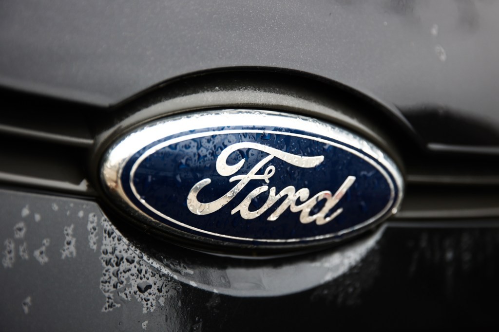 Ford and Renault Partner on Affordable EVs - Automotive News