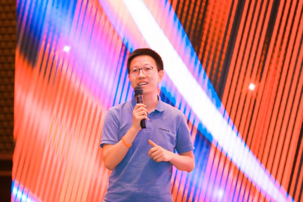 Former Amazon Exec Helps Chinese Firms Combat Cyber Threats