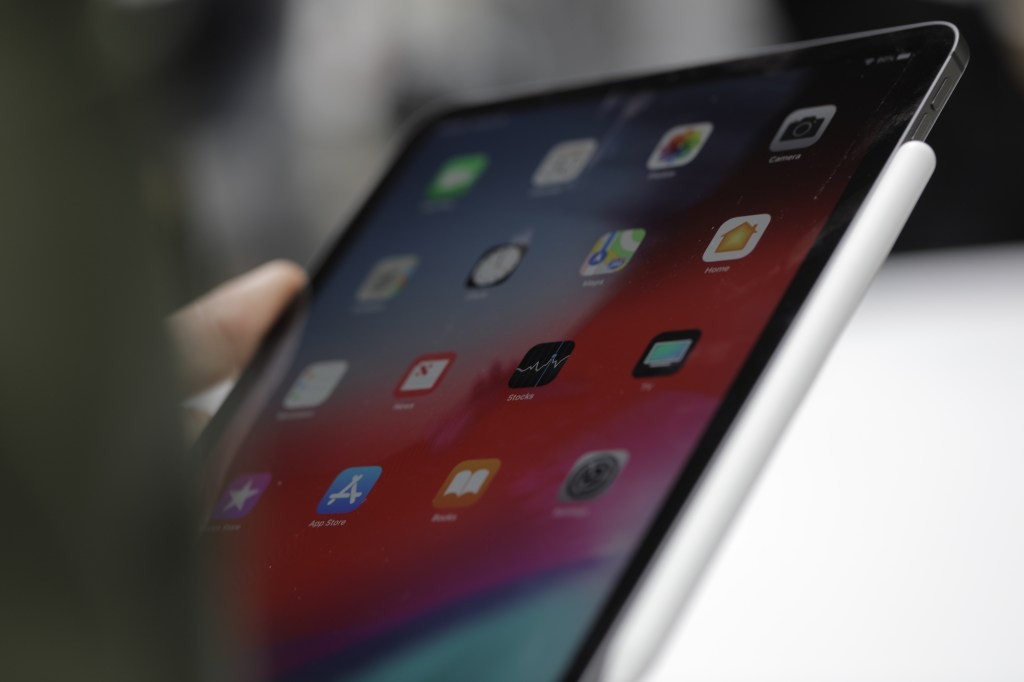 Foxconn Considers Vietnam for iPad & MacBook Production