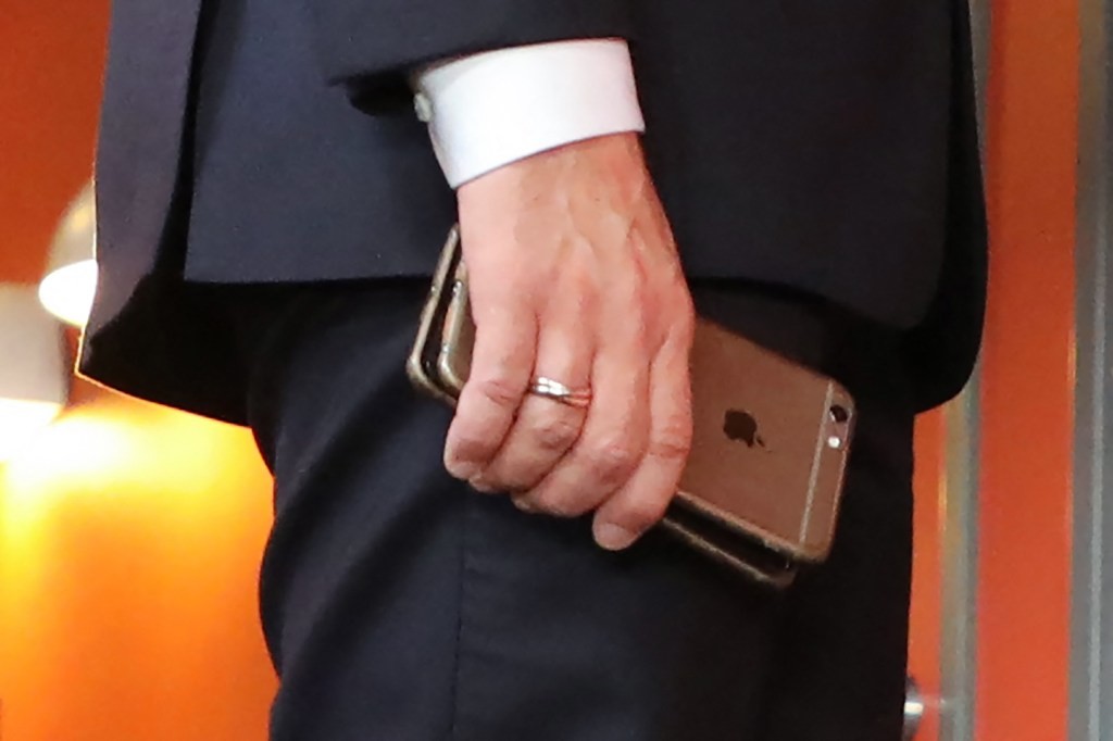 Apple Spyware Attacks: France Reports Victim Notifications