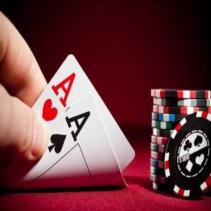 Three Free iPhone Poker Games - Which Takes The Pot?
