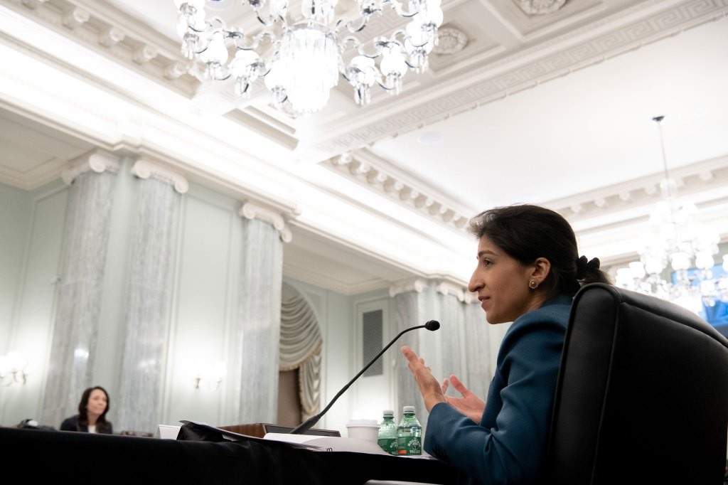 FTC Removes Lina Khan AI Posts - AI Regulation Update