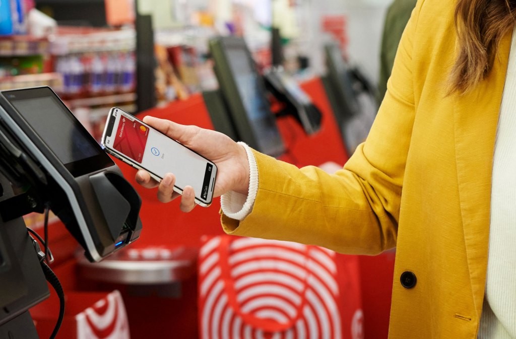 Contactless Payments to Surpass 50% of US Smartphone Users