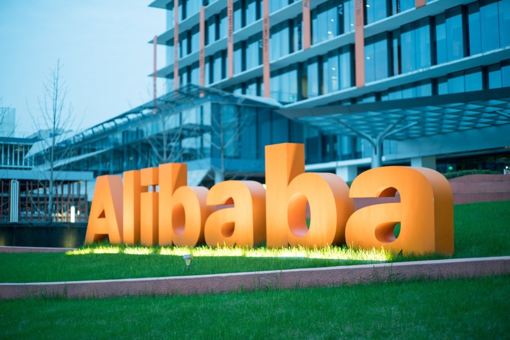 China Tech Stocks Plunge: Investor Flight After Crackdown