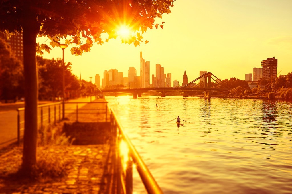 AI for Urban Heat Island Mitigation - Global Stakeholder Action