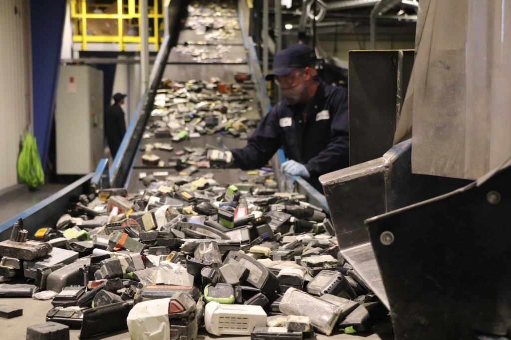 GM and LG Chem's Ultium Cells Partners with Li-Cycle | Battery Recycling