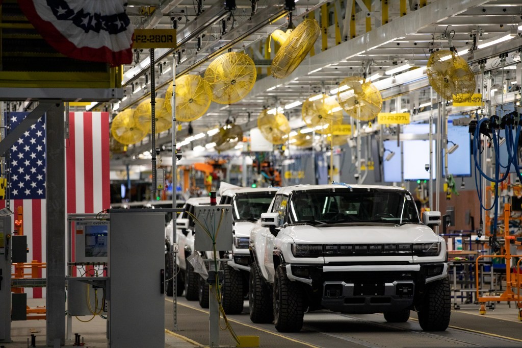 GM Layoffs: Thousands of EV and Battery Factory Workers Cut
