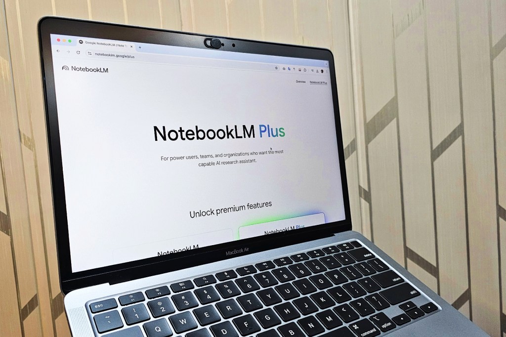 Google NotebookLM Plus Now Available for Individuals