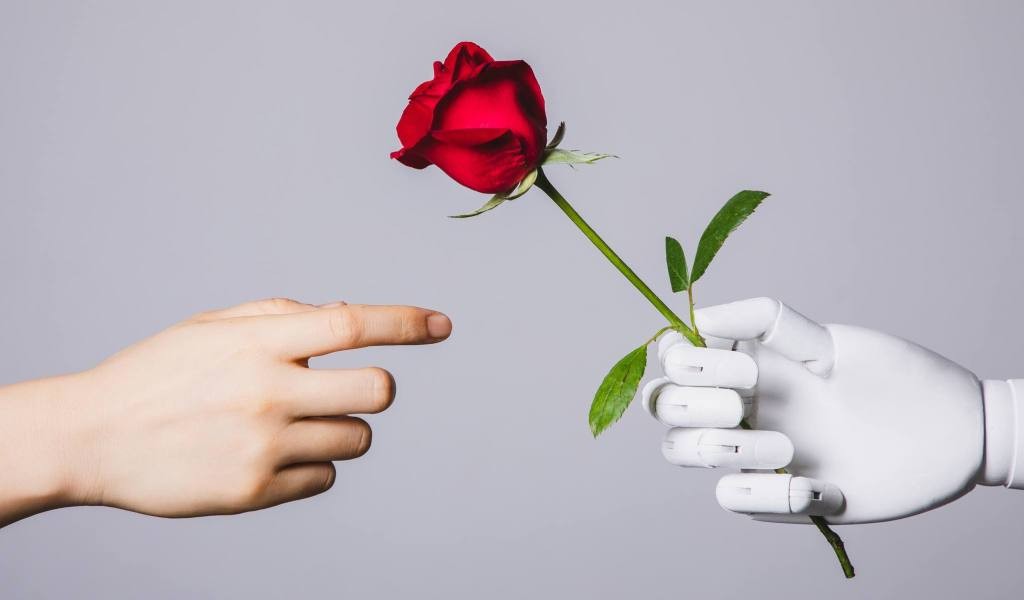Hinge CEO Justin McLeod Launches AI Dating App Overtone
