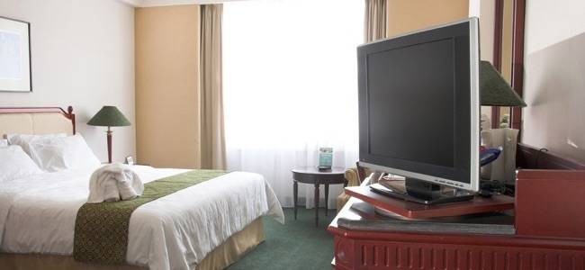 Stream to Hotel TV: Videos & Music - Easy Guide