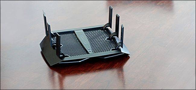 Dual-Band vs. Tri-Band Routers: What's the Difference?