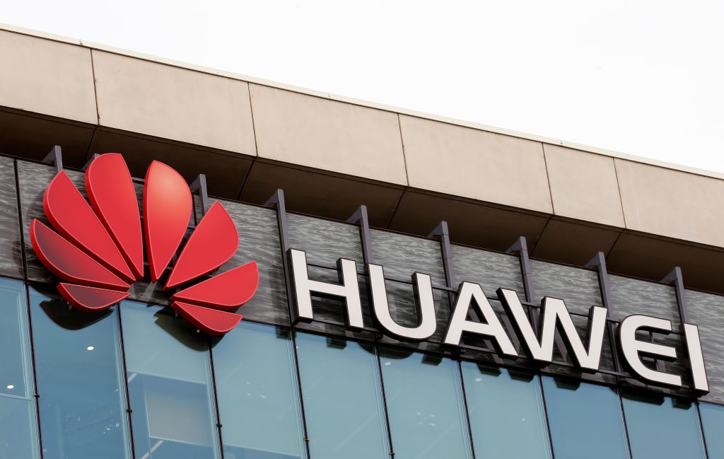Huawei to Sell Honor Budget Phone Division - $15B Deal