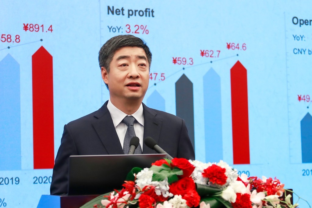 Huawei IoT Growth: Diversifying Beyond Smartphones