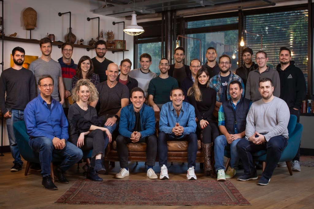 Hunters Raises Growth Funding from Snowflake Ventures