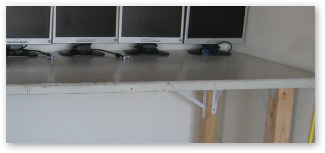 15-ideas-to-buy-or-build-your-perfect-standing-desk-3.jpg