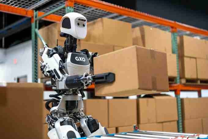 apptronik, which makes humanoid robots, raises $350m as category heats up