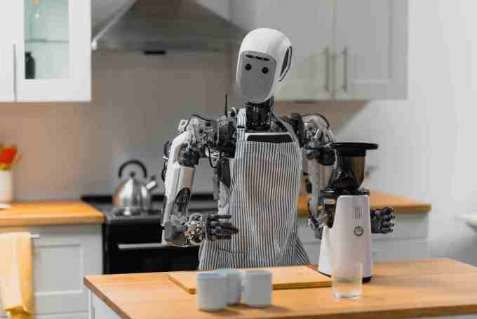 apptronik, which makes humanoid robots, raises $350m as category heats up