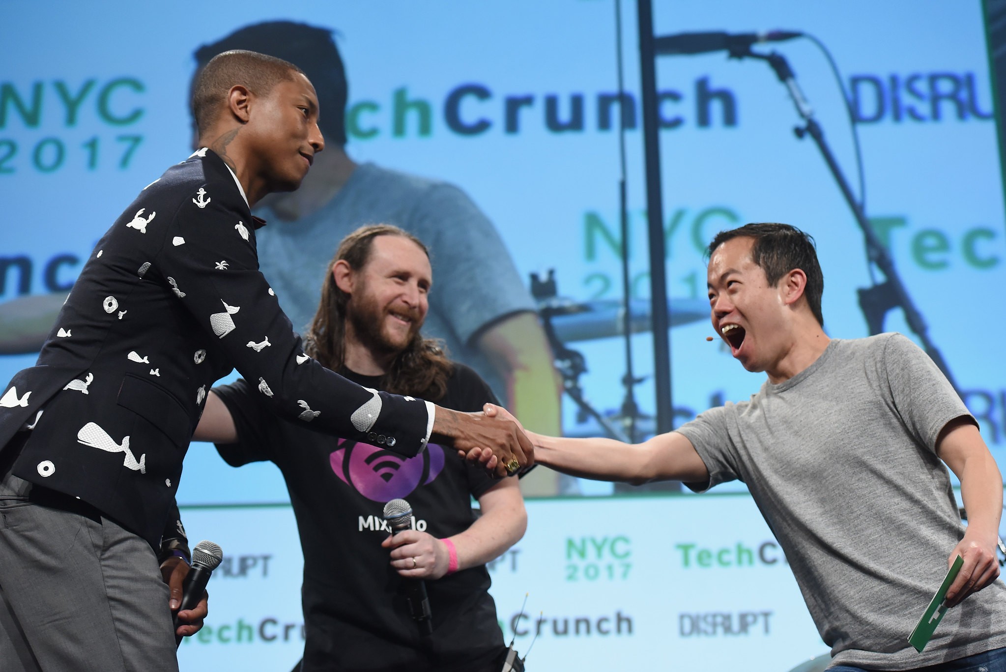 as venues reopen, mixhalo announces new tech for in-person live event streaming