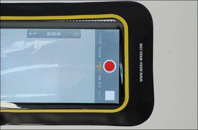 ask-htg-whats-the-best-way-to-waterproof-my-phone-2.jpg