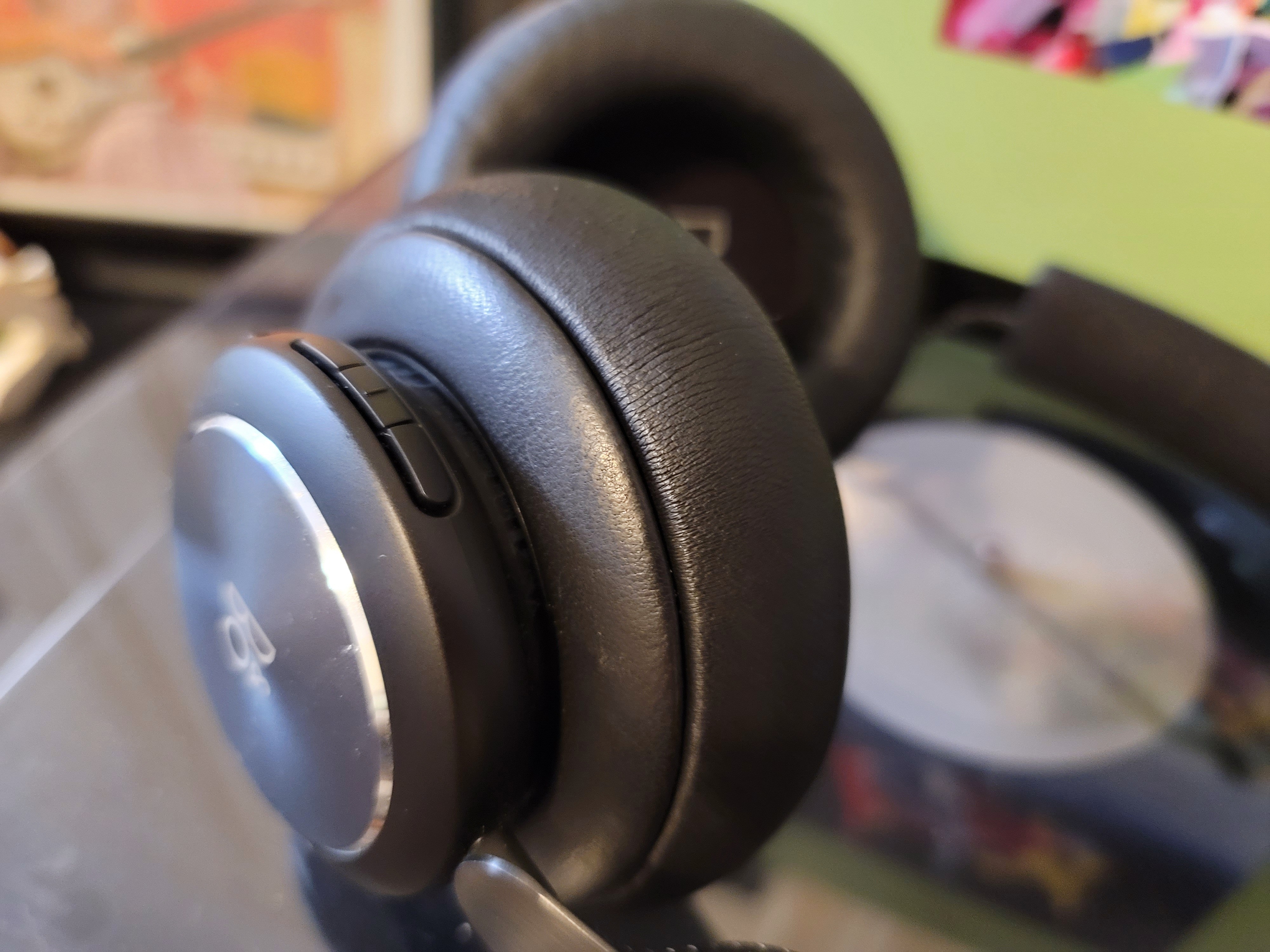b&o’s beoplay h4 headphones offer great looks and comfort, but no noise canceling