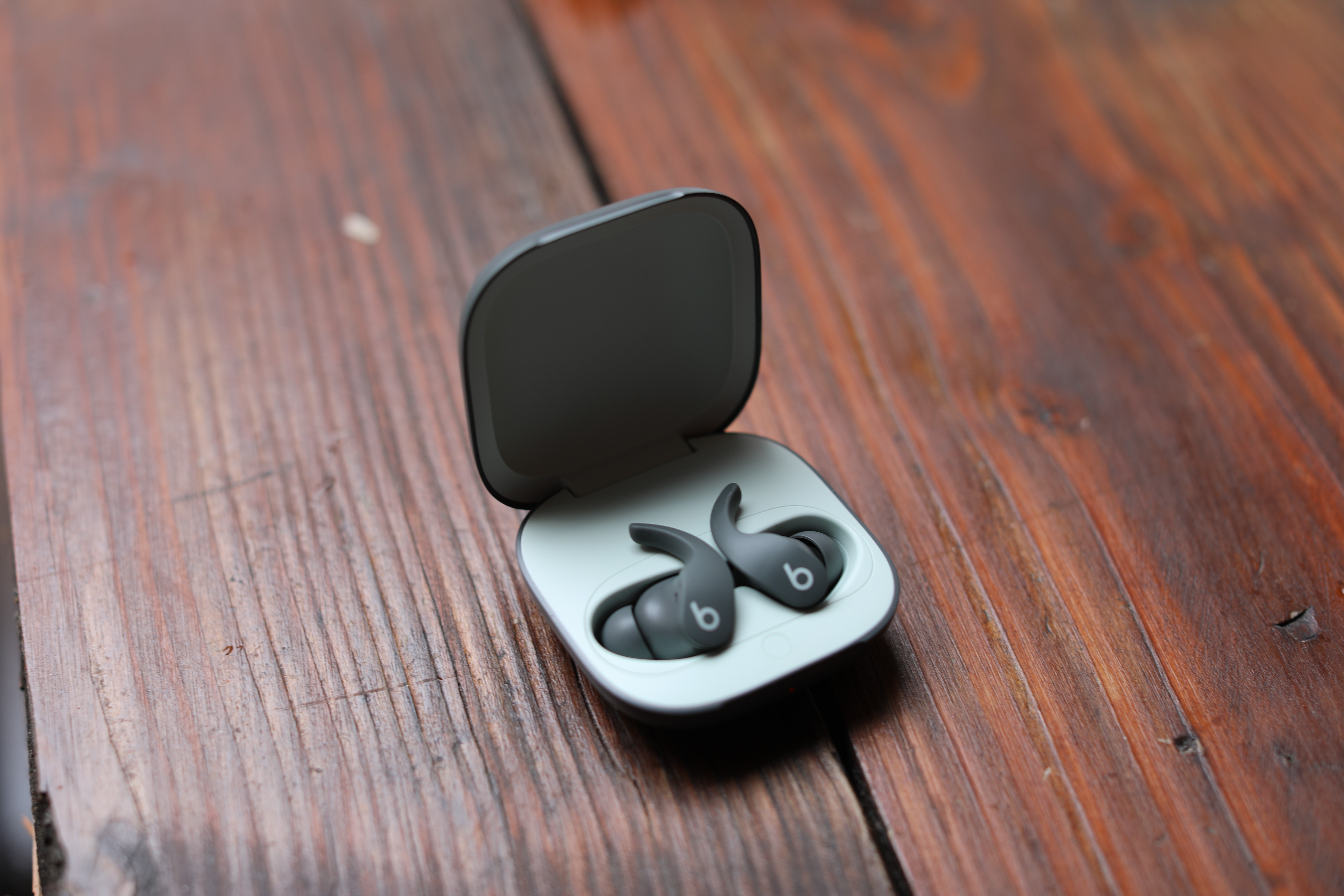 beats fit pro review: ahead of the pack