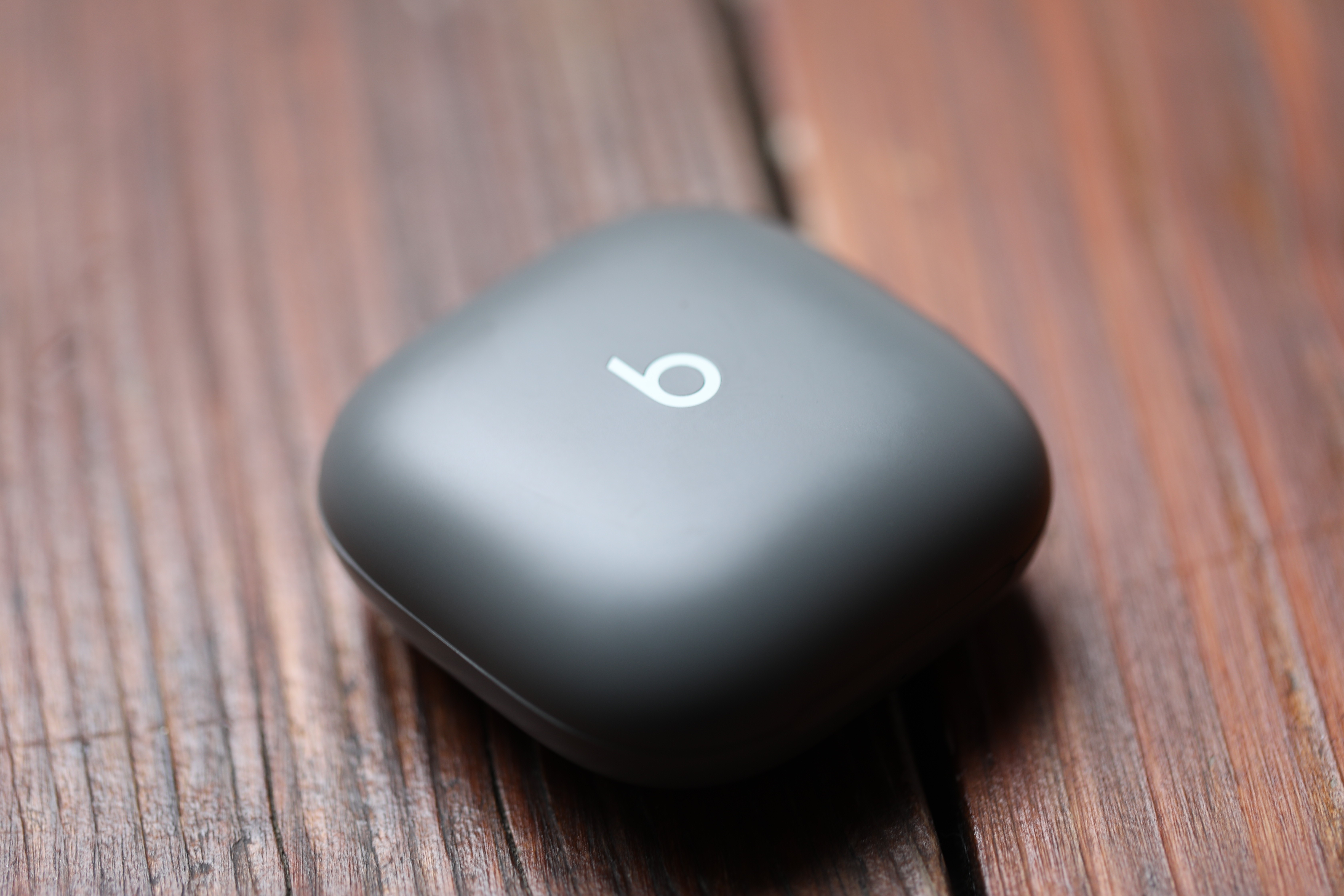 beats fit pro review: ahead of the pack