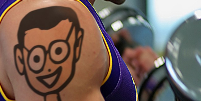 beginner-photoshop-how-to-make-convincing-fake-tattoos-22.jpg