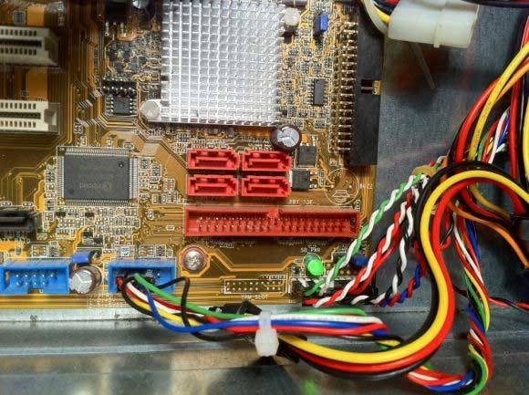 building-pc-christmas-visual-diary-build-process-11.jpg