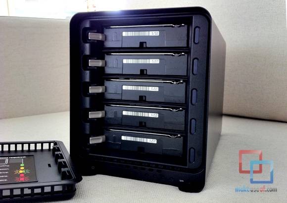 data-robotics-drobo-fs-nas-review-and-giveaway-2.jpg