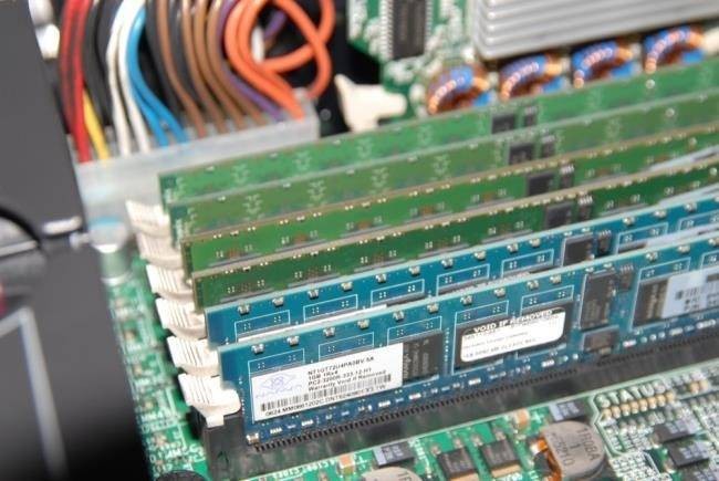 dont-be-intimidated-building-your-own-computer-is-easier-than-youd-think-3.jpg