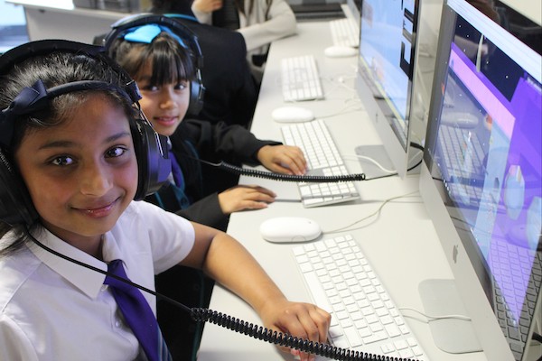 erase all kittens raises $1m seed round for mario-style game which teaches girls to code