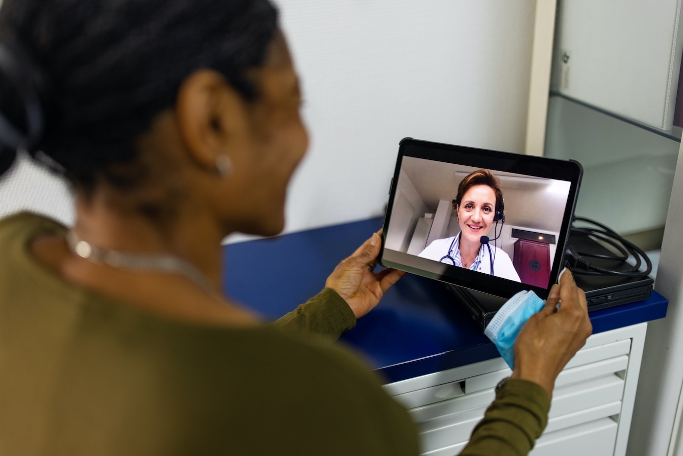 extra crunch roundup: digital health vc survey, edtech m&a, deep tech marketing, more