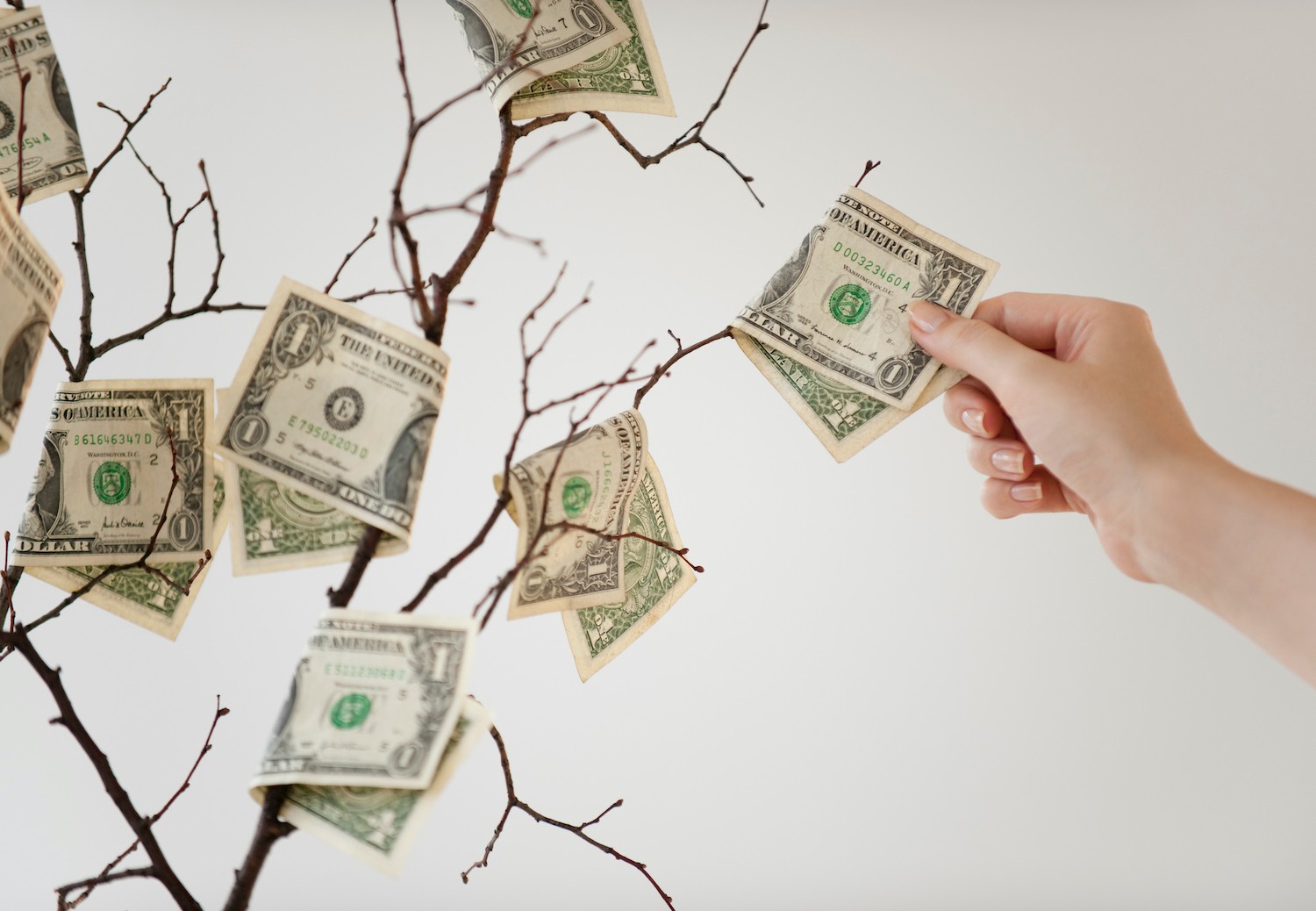 extra crunch roundup: tonal ec-1, deliveroo’s rocky ipo, is substack really worth $650m?