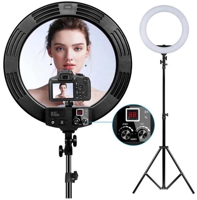 gift guide: 11 gift ideas for the friend who is on way, way too many video calls