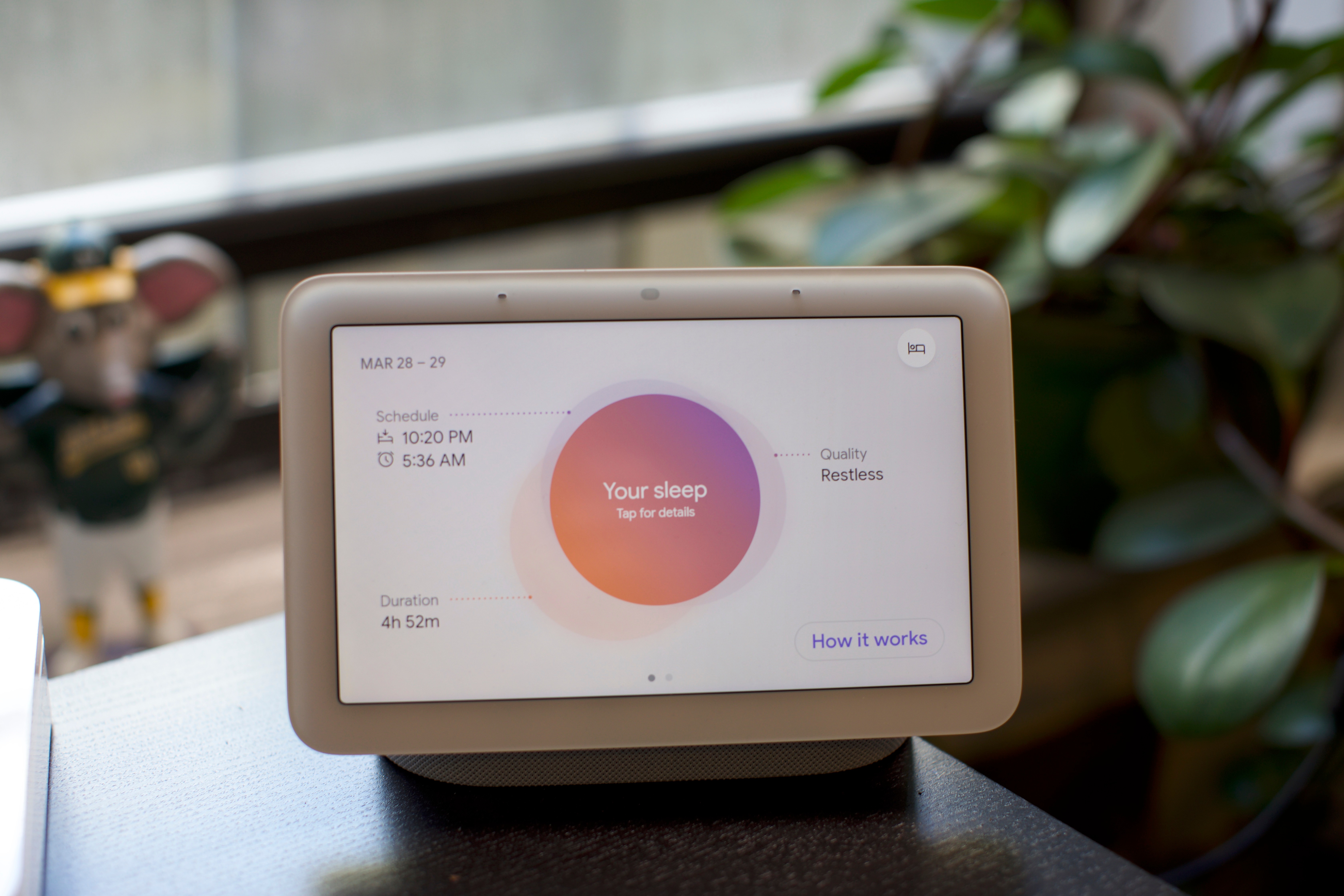 google nest hub 2 review: the solid smart screen adds sleep tracking