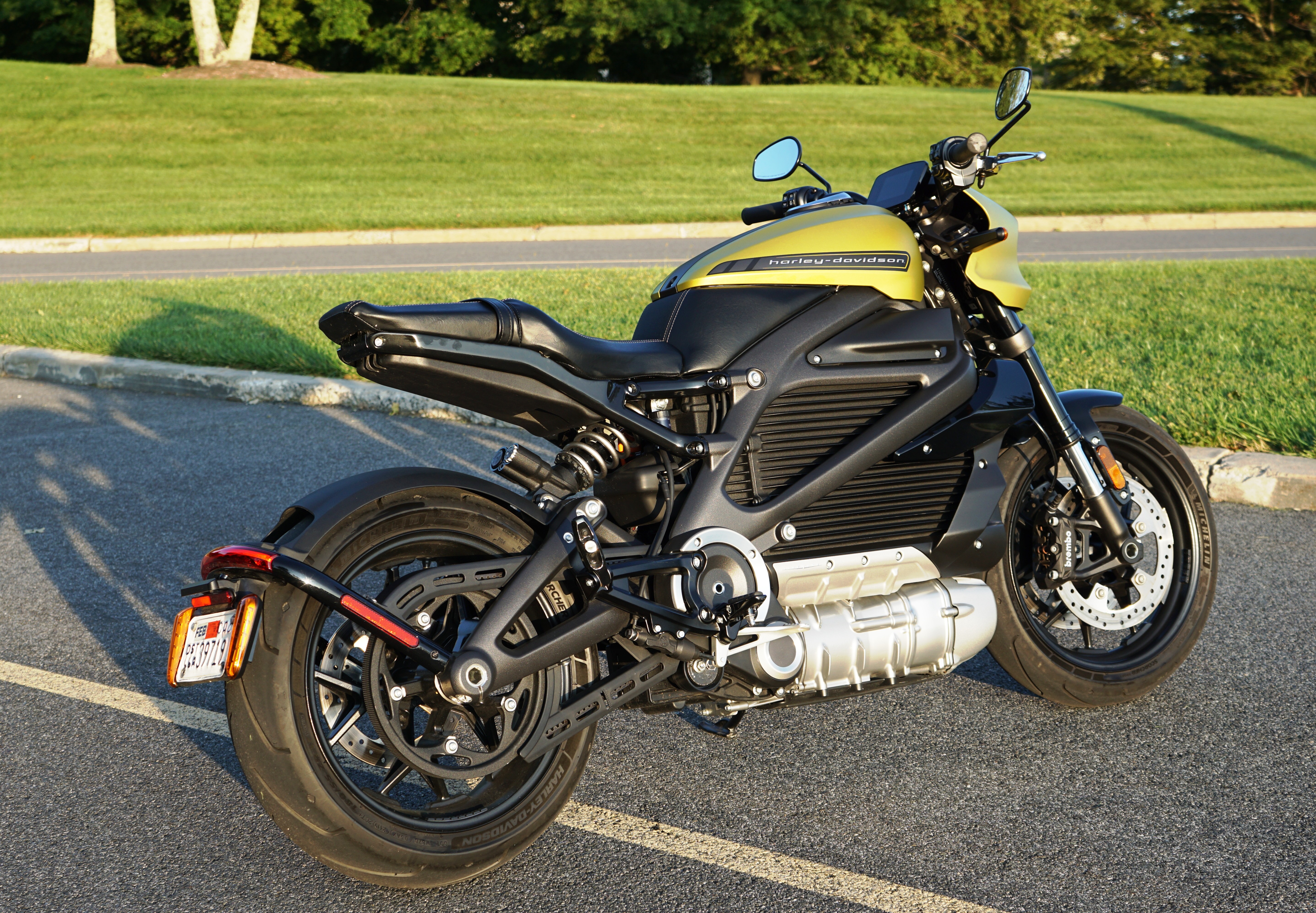 harley-davidson should keep making e-motorcycles