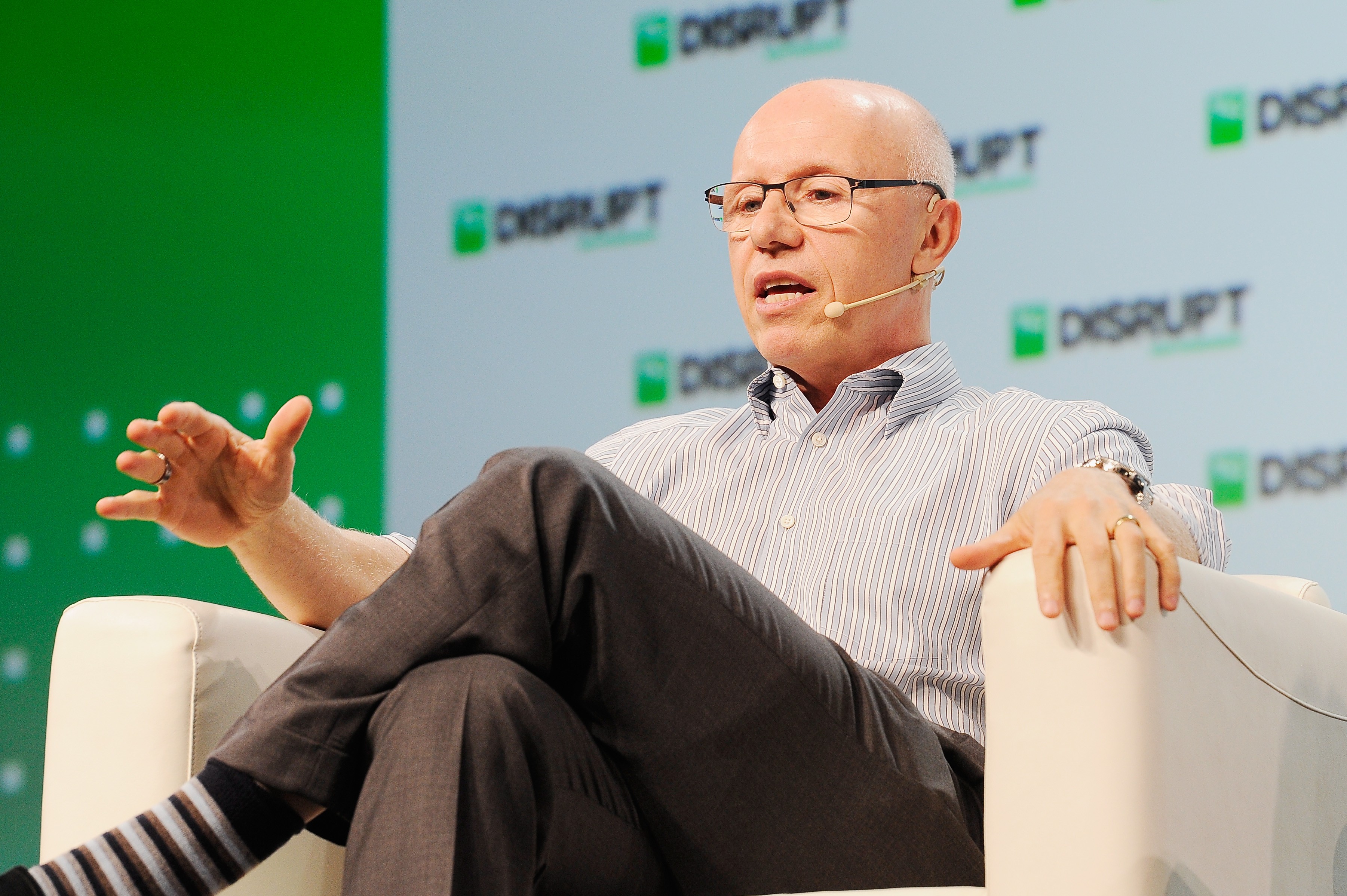 how contrarian hires and a pitch deck started nubank’s $30 billion fintech empire
