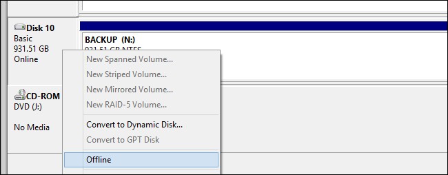 how-to-access-local-and-usb-hard-drives-in-your-hyper-v-virtual-machine-1.jpg