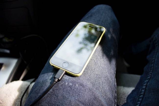 how-to-charge-your-phone-or-tablet-faster-3.jpg