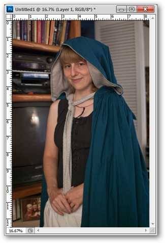 how-to-make-an-invisibility-cloak-in-photoshop-2.jpg