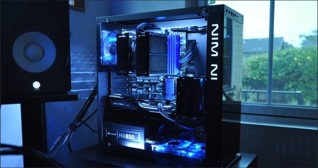 how-to-pimp-your-gaming-pc-a-guide-to-colors-lights-and-other-mods-20.jpg
