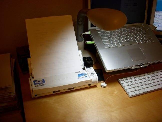 how-to-send-and-receive-faxes-online-without-a-fax-machine-or-phone-line-2.jpg