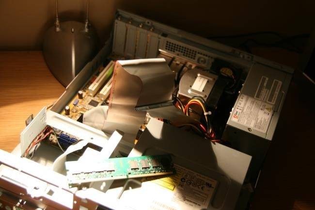 how-to-tell-a-hardware-problem-from-a-software-problem-2.jpg