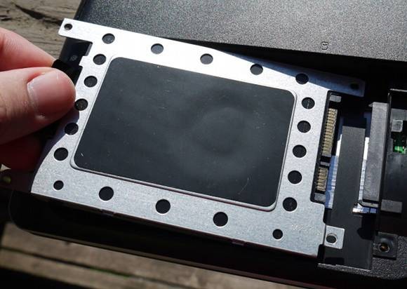 how-to-upgrade-your-laptop-in-a-flash-add-a-new-hard-drive-and-increase-ram-10.jpg