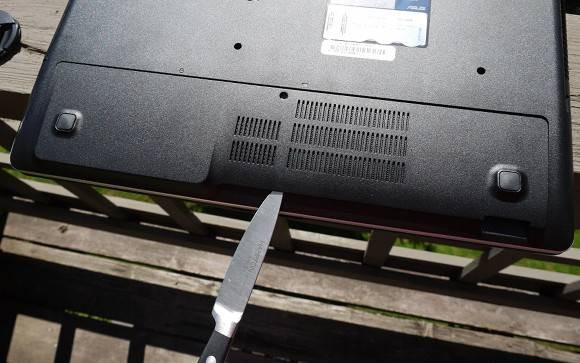 how-to-upgrade-your-laptop-in-a-flash-add-a-new-hard-drive-and-increase-ram-4.jpg