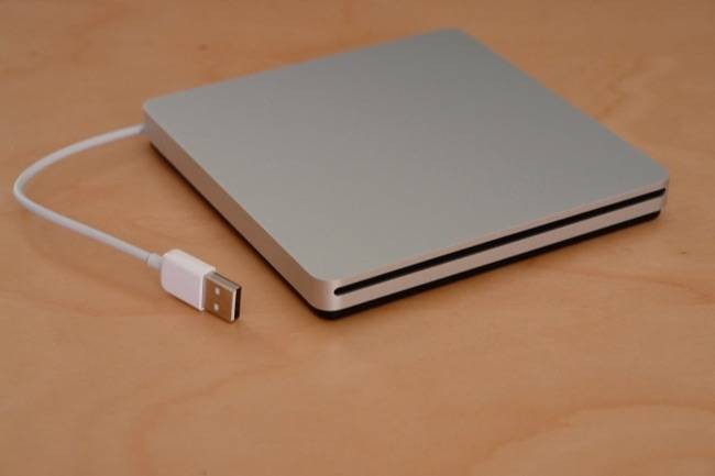 how-to-use-cds-dvds-and-blu-rays-on-a-mac-without-an-optical-drive-1.jpg