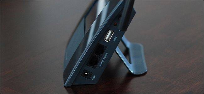 htg-reviews-the-amped-wireless-tap-ex-wi-fi-extender-beefy-power-on-the-2.4ghz-band-1.jpg